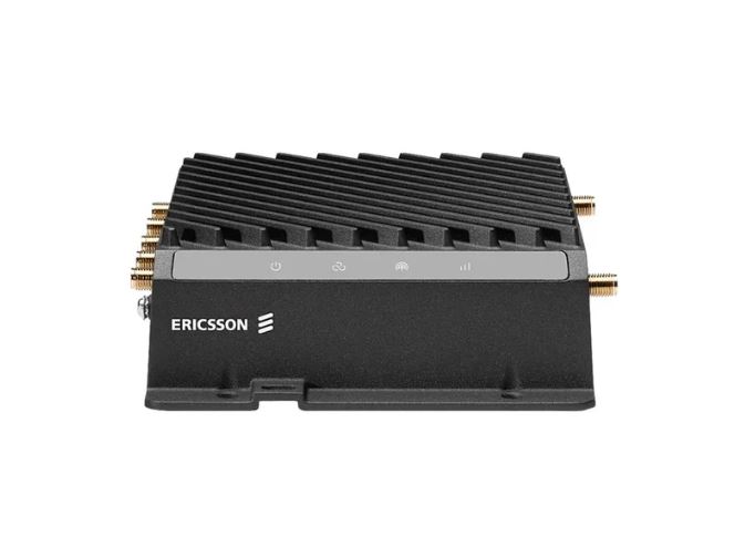 Cradlepoint R980 ( for Trade-Up) 4-yr NetCloud Mobile Router Essentials Plan, and R980 Router with WiFi (5G modem 4FF SIM slots, and embedded eSIM)